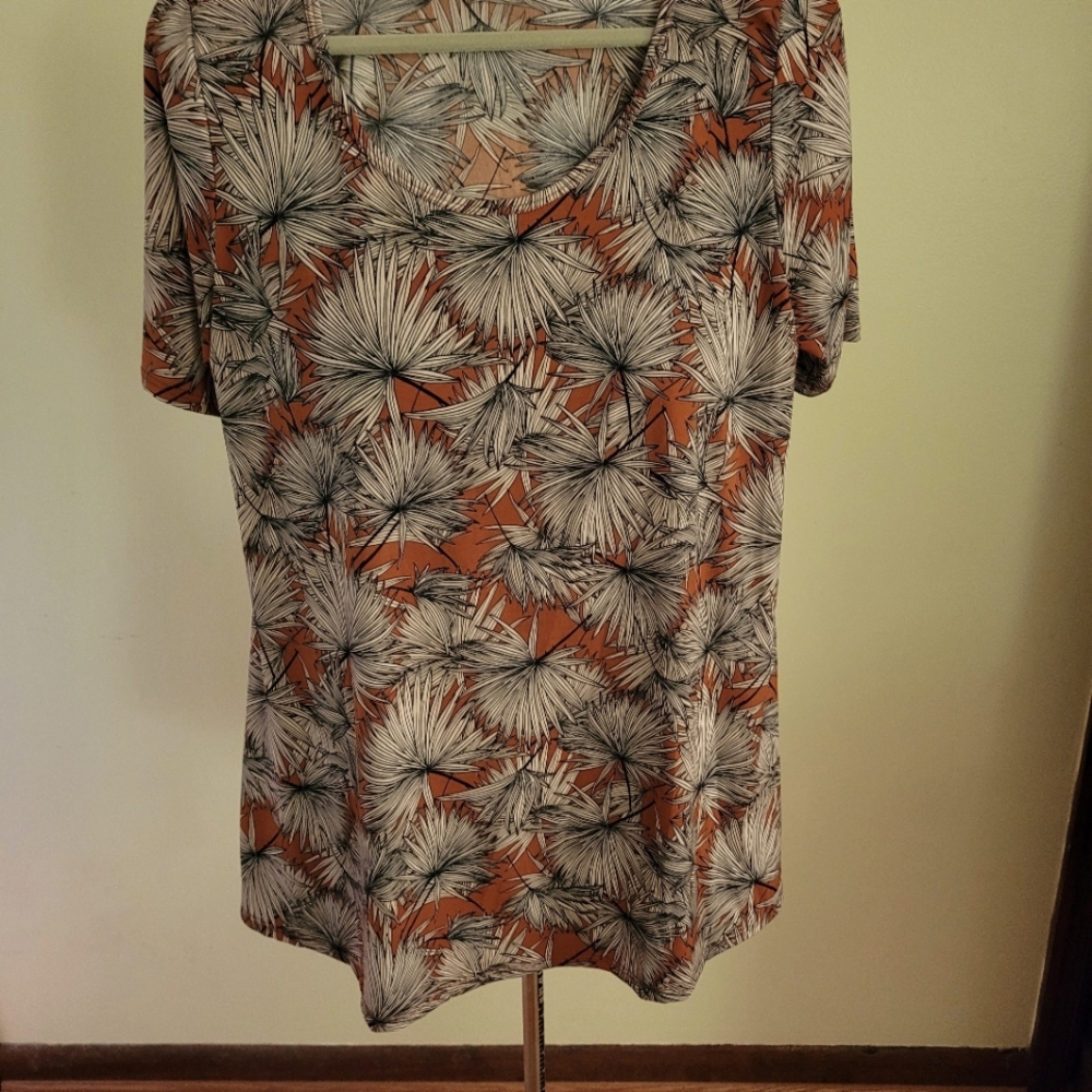 Lularoe Perfect T L